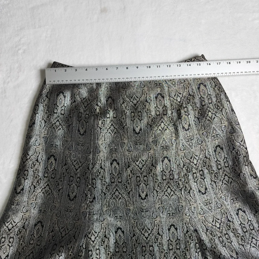 Amanda Smith Flare Skirt Size 10  Black, Gold &‎ Silver Pattern